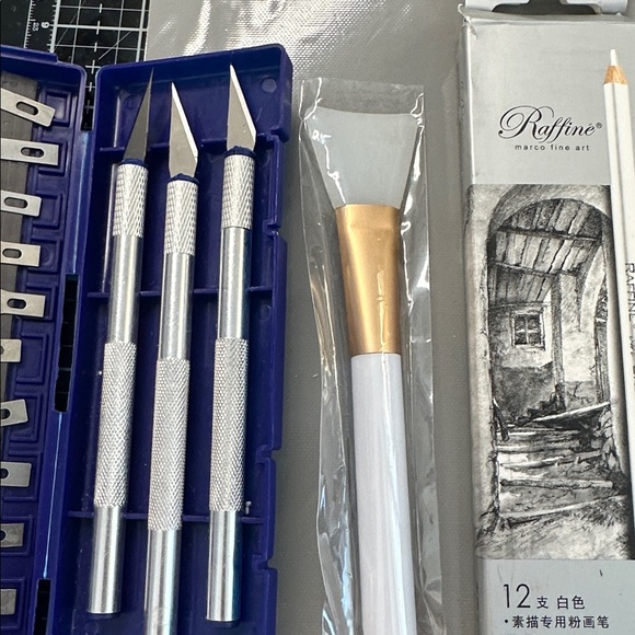 Crafting tools - Picture 3 of 11